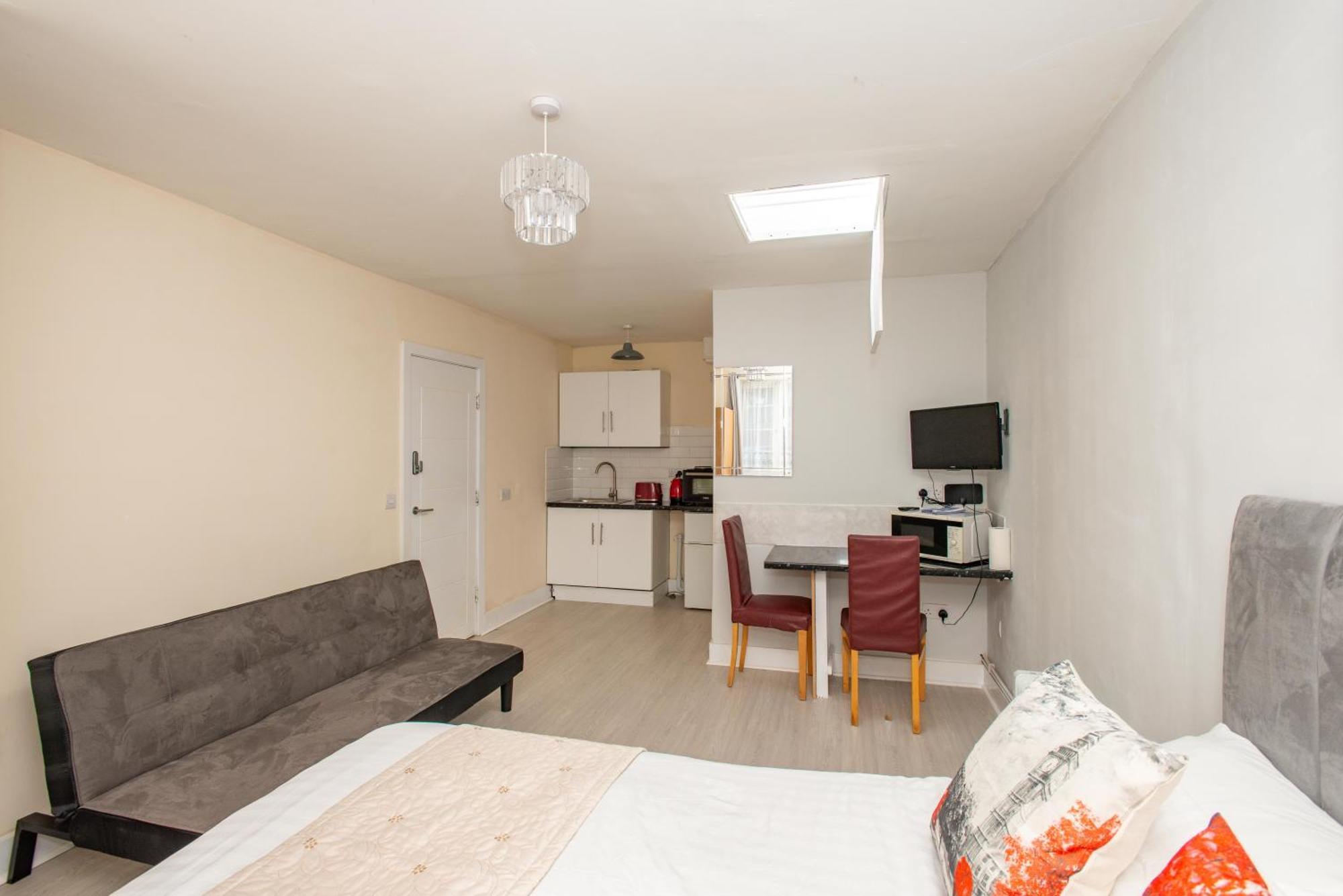 Saffron * Orpington
