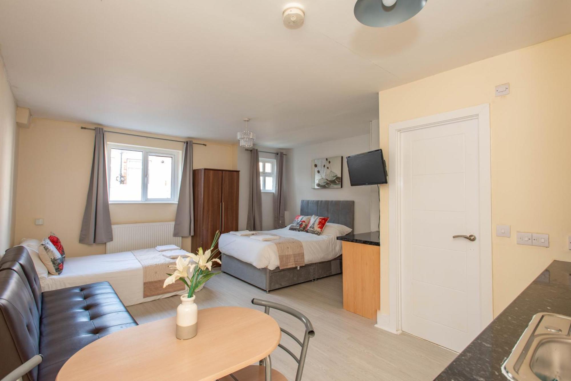 Saffron Apartment Orpington