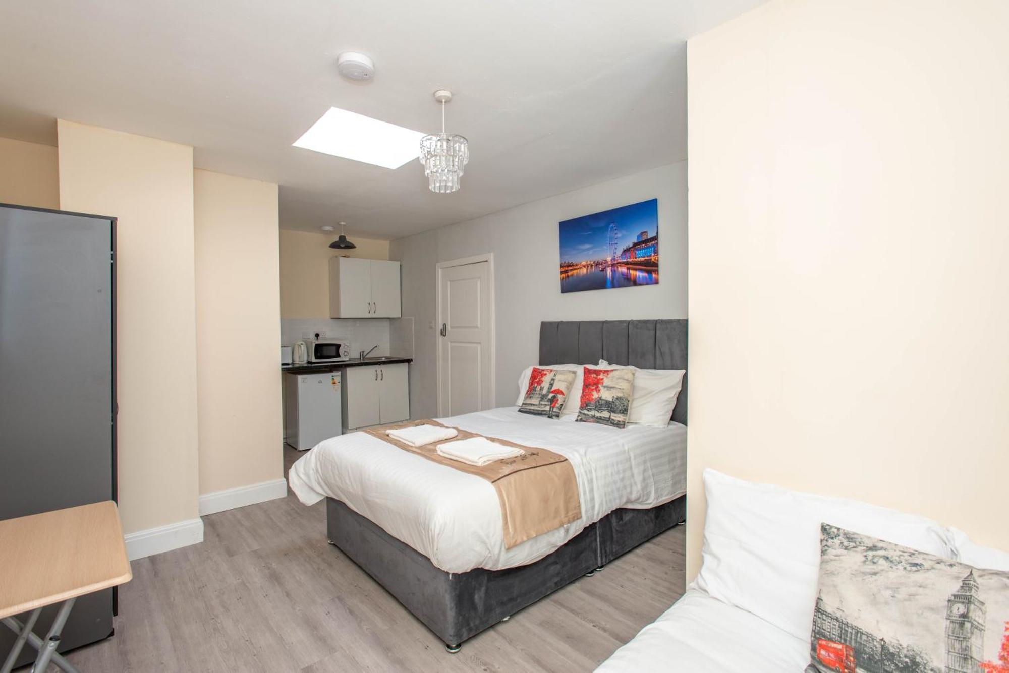 Saffron Apartment